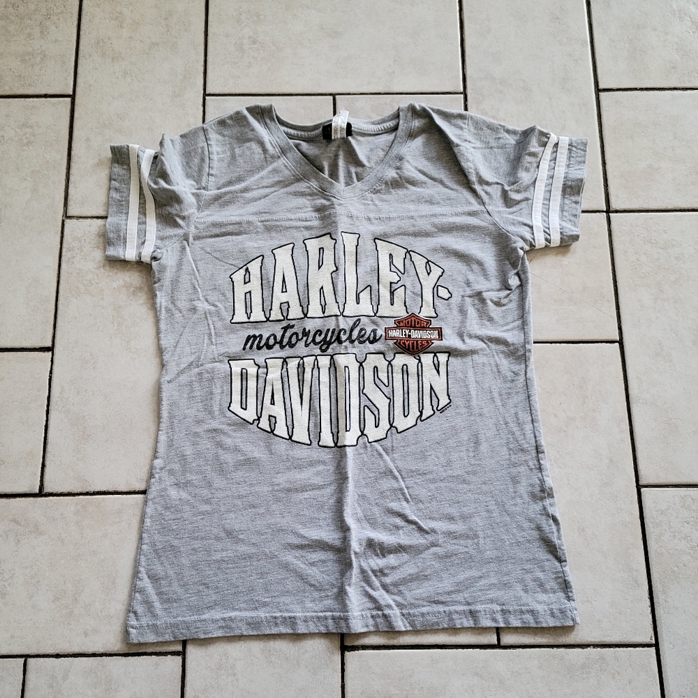 Women's harely top